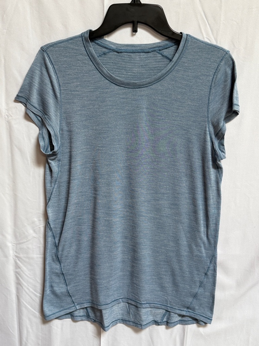 P22. Lululemon Cap Sleeve Tee
Size: 8/10 (PTP: 19)